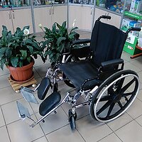 Инвалидная коляска б/у, ширина сидения 45 см