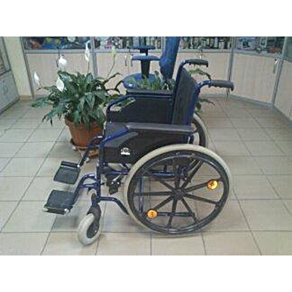 Инвалидная коляска Delight 708 б/у, ширина сидения 48 см