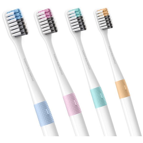 Комплект зубных щеток Doctor B Colors 4 шт, мягкие